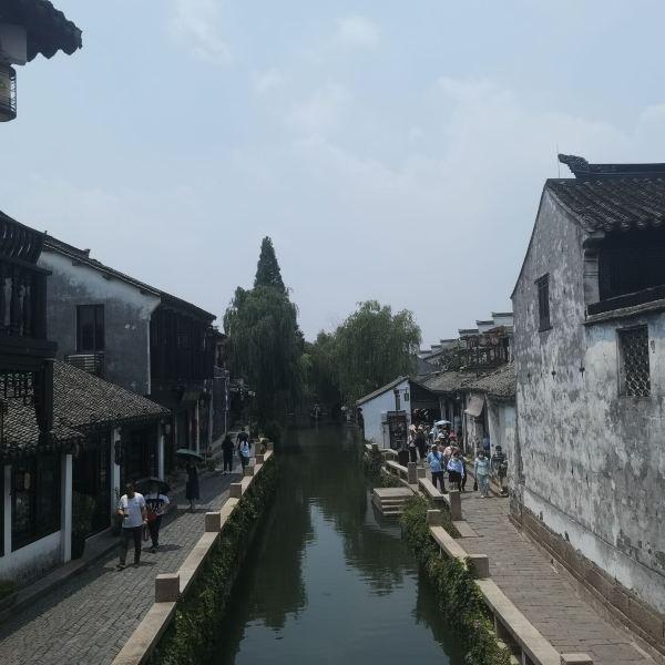 进料与粗破阶段使用的设备是什么？